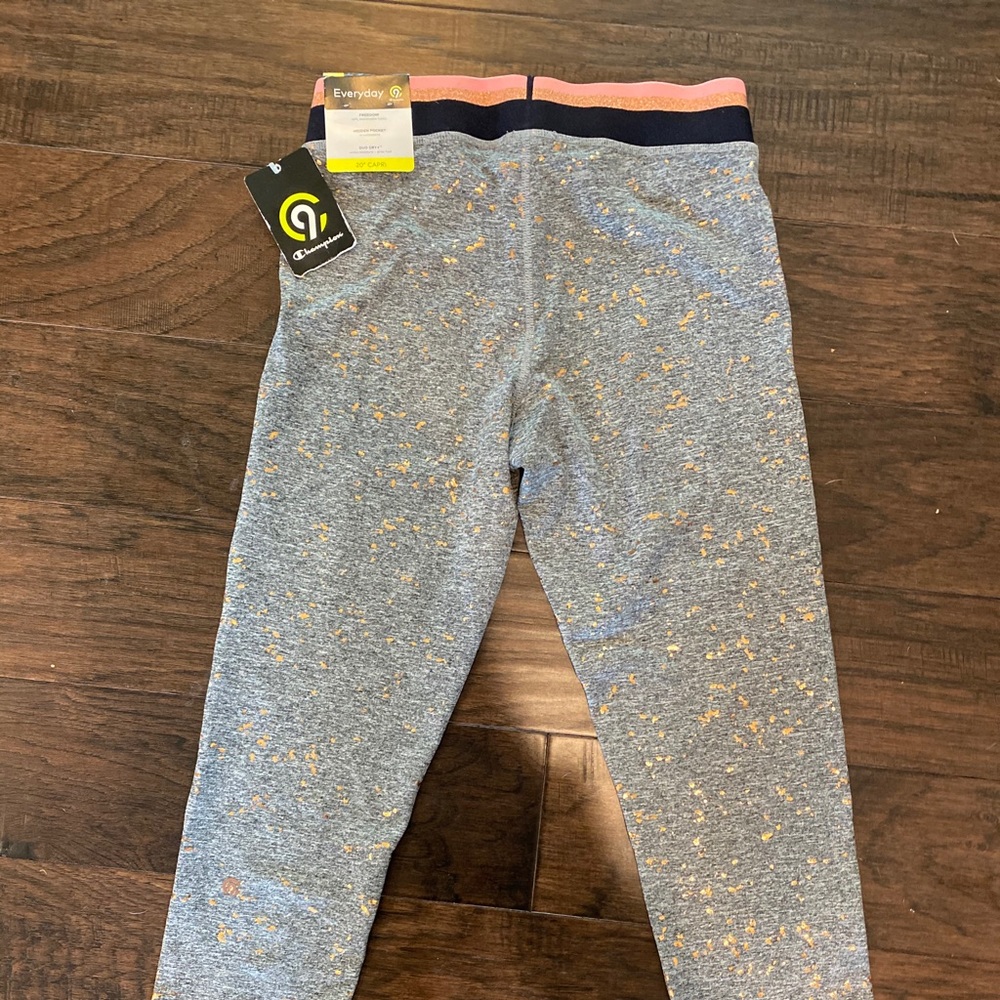 Champion 20” Capri Workout Leggings w/ SPARKLE